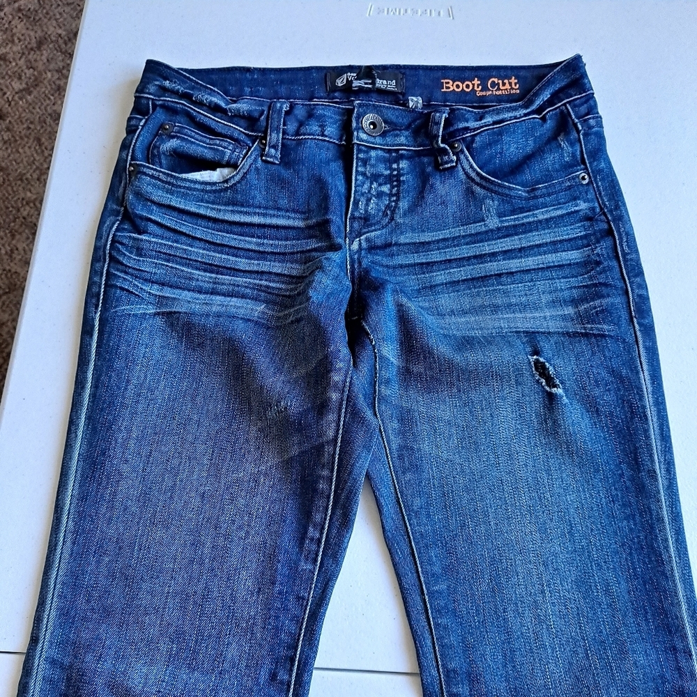 Boot Cut Volcom Jeans - Picture 4 of 8